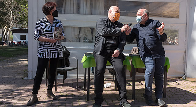 Jorge Sanz nos hace Volar Alto en el Parque José Antonio Labordeta. Con Librería Anítona